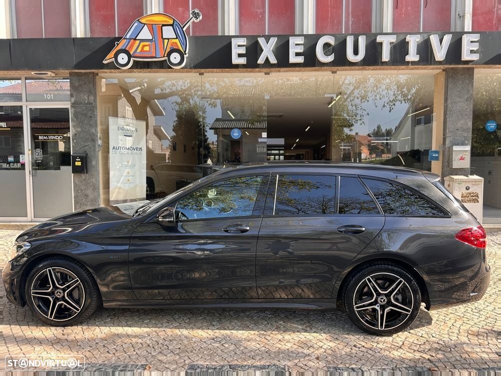 Mercedes-Benz C 300 de AMG Line - 3