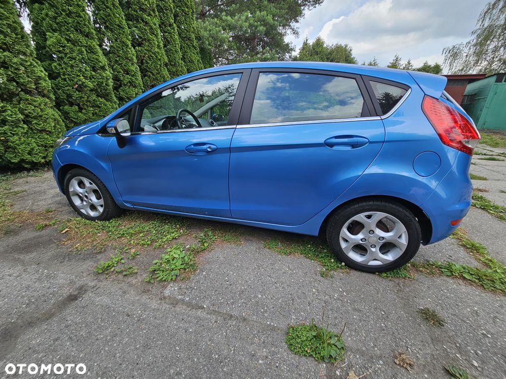 Ford Fiesta - 4