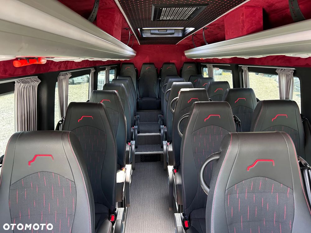 Mercedes-Benz Sprinter 519 - 15