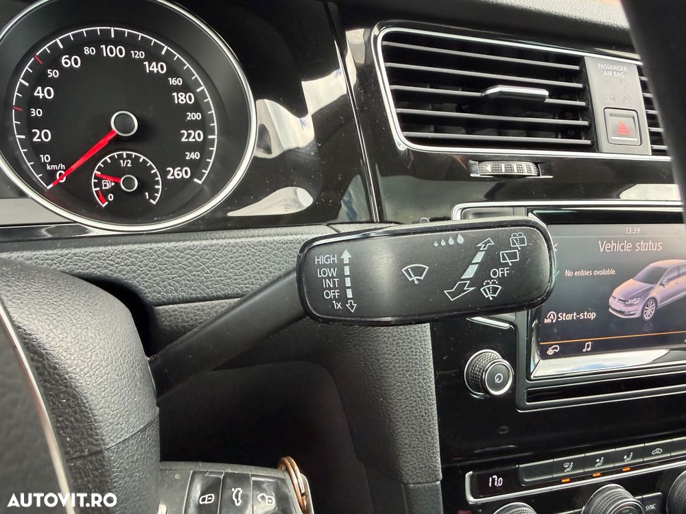 Volkswagen Golf 1.6 TDI DPF BMT Highline - 30