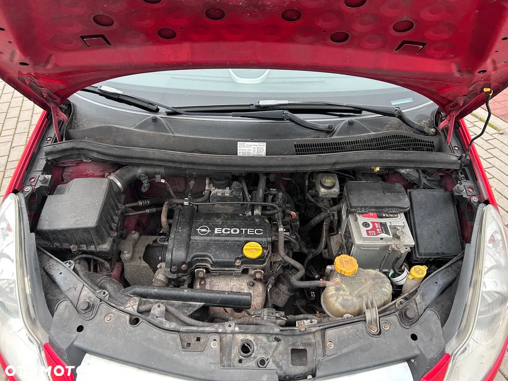 Opel Corsa 1.0 12V Cosmo - 17