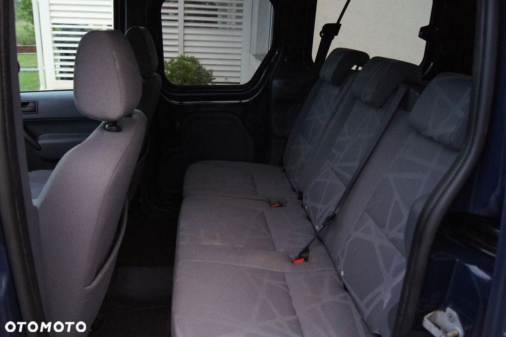 Ford Tourneo Connect - 11