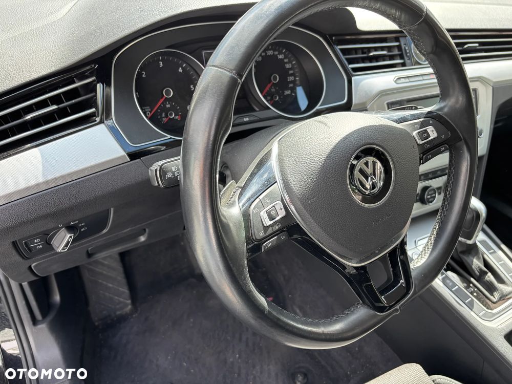 Volkswagen Passat Variant 2.0 TDI DSG (BlueMotion Technology) Comfortline - 29