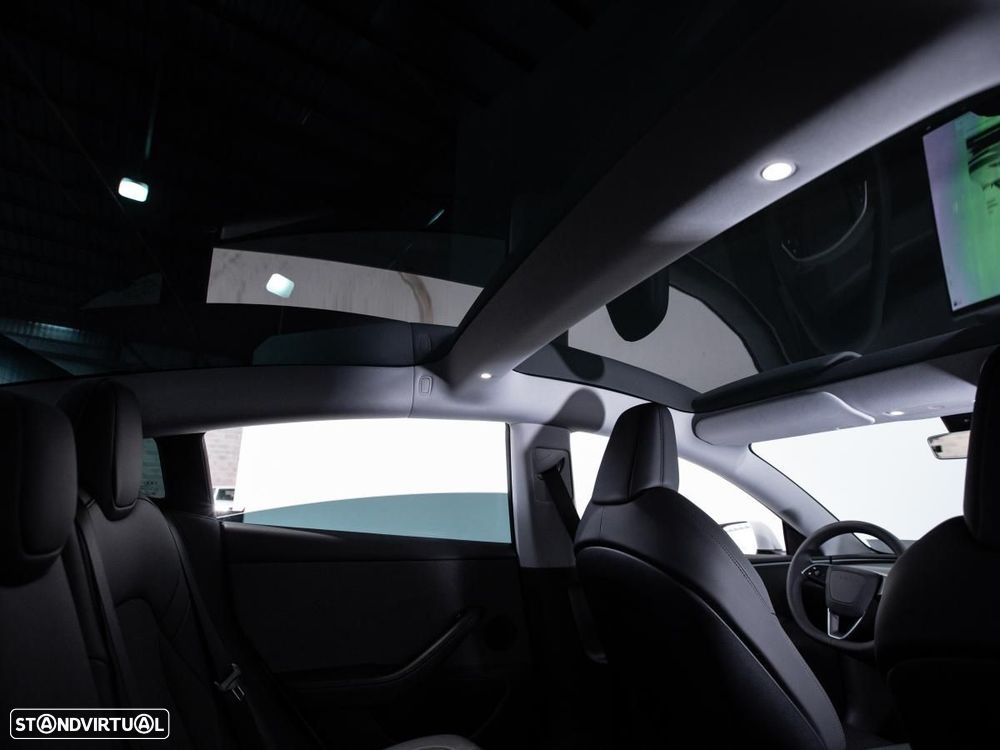 Tesla Model 3 Standard RWD - 13