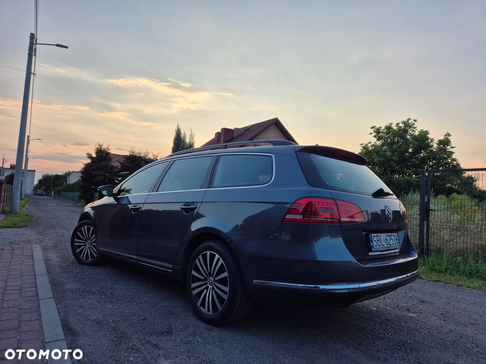 Volkswagen Passat 1.6 TDI Comfortline - 4