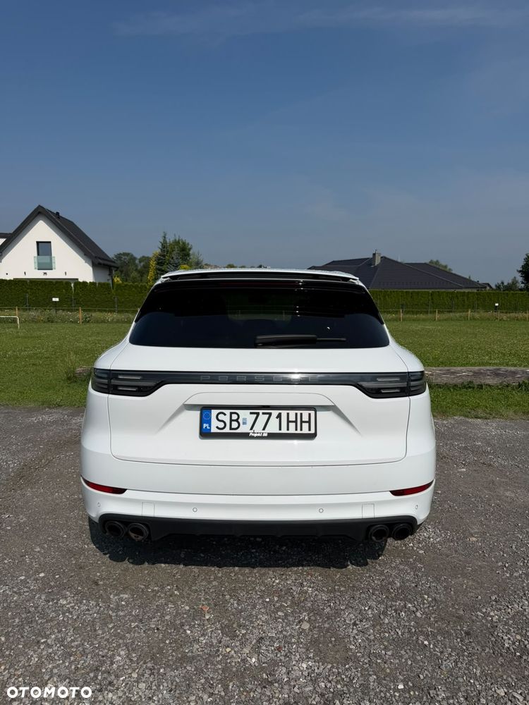 Porsche Cayenne Turbo S E-Hybrid - 13