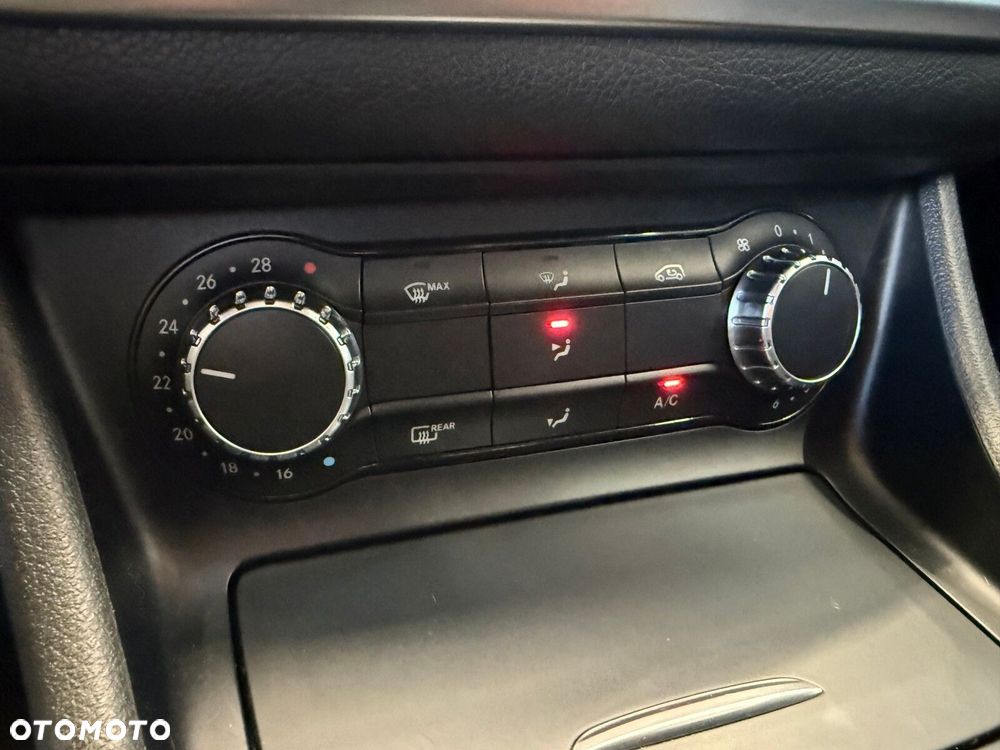 Mercedes-Benz CLA - 22