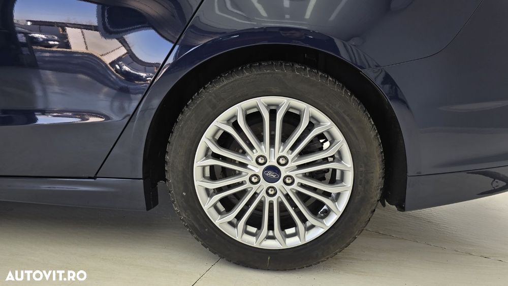 Ford Mondeo 2.0 HEV Titanium - 22