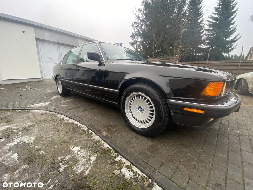 BMW Seria 7 750iL - 6