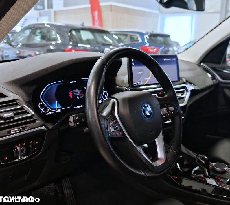 BMW X3 xDrive30e AT PHEV - 6