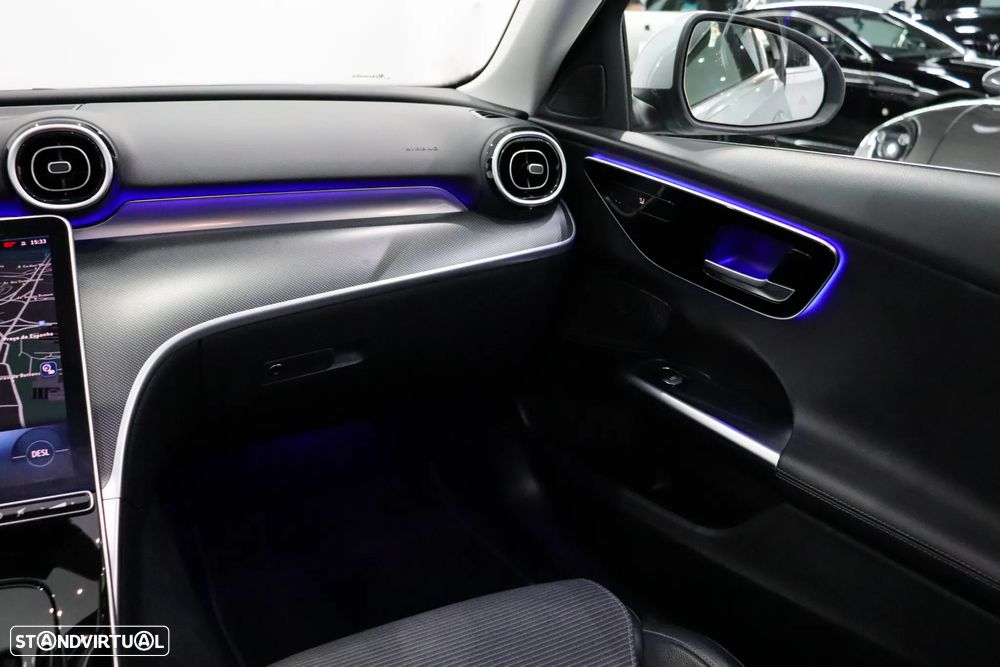 Mercedes-Benz C 220 d Avantgarde - 25