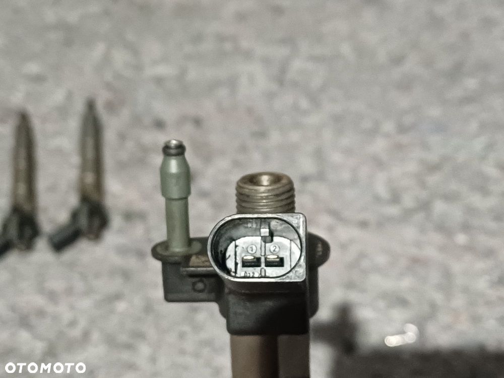 NR 4 Wtrysk, Wtryskiwacze paliwa do BMW X5 3.0TDI 7805428 03 - 5