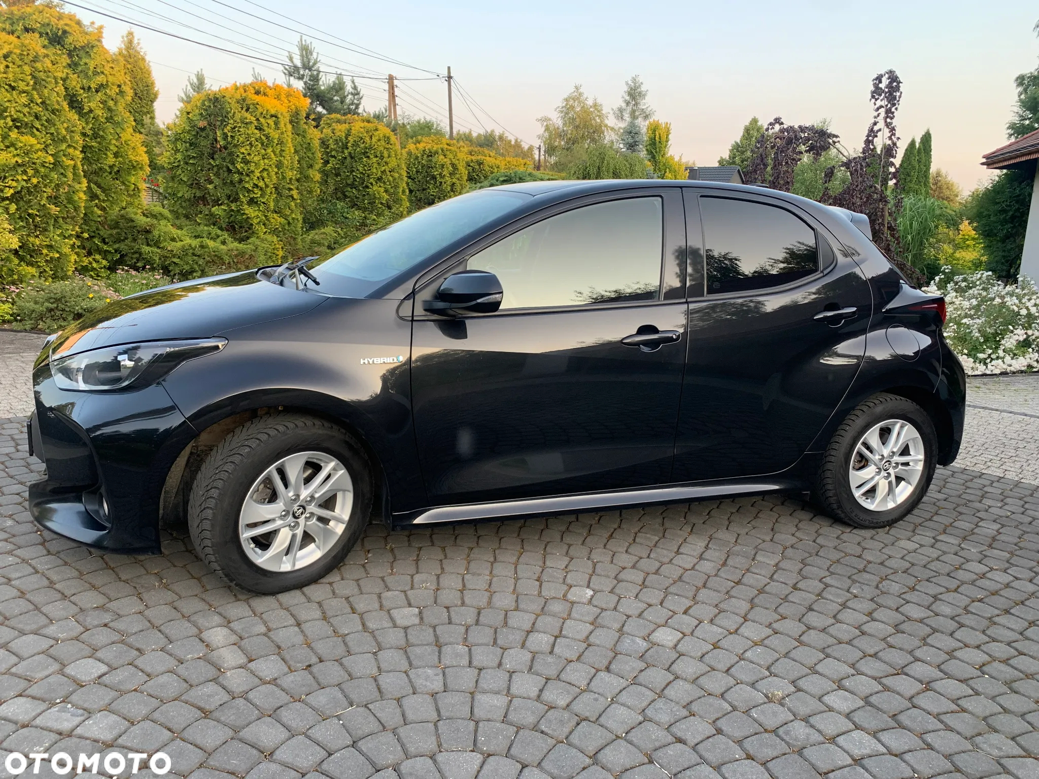 Toyota Yaris Hybrid 1.5 Executive - 2