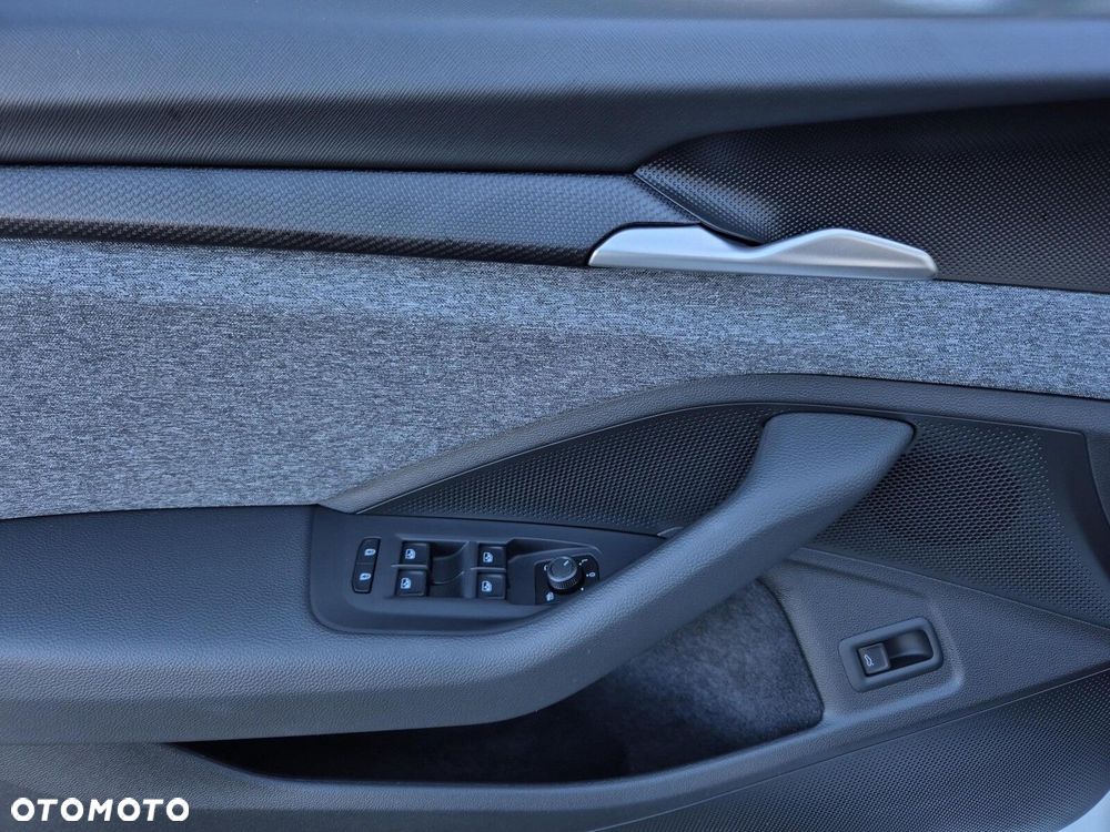 Skoda Superb 2.0 TDI SCR Selection DSG - 15