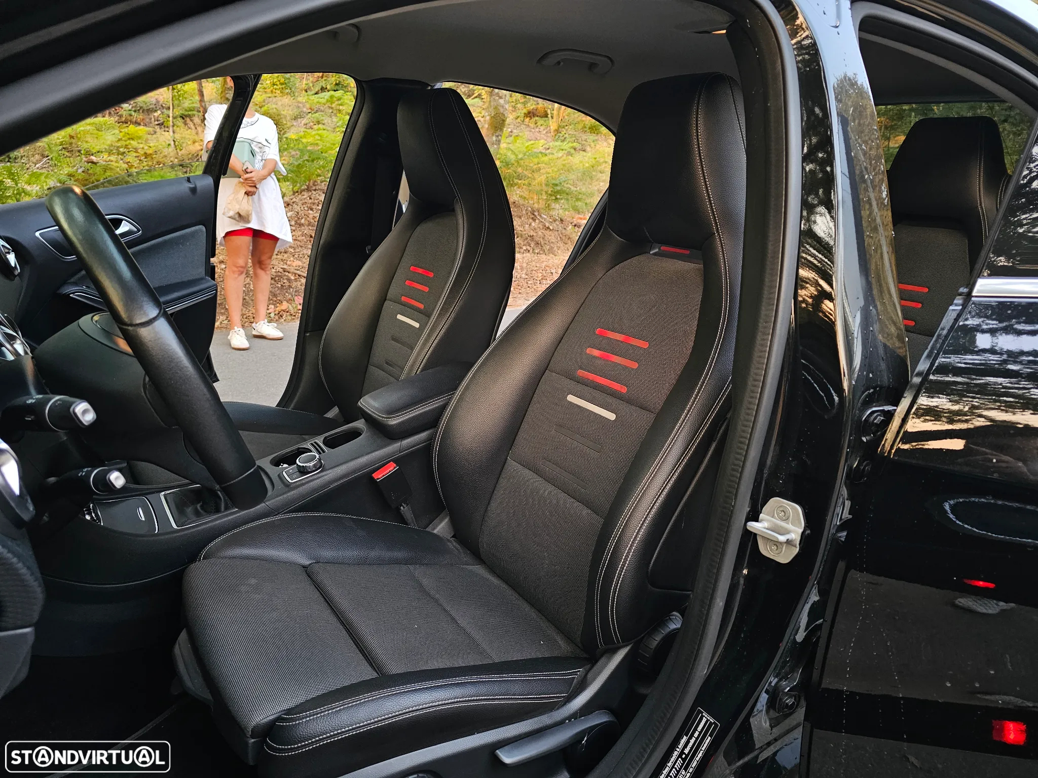 Mercedes-Benz A 180 d AMG Line - 20