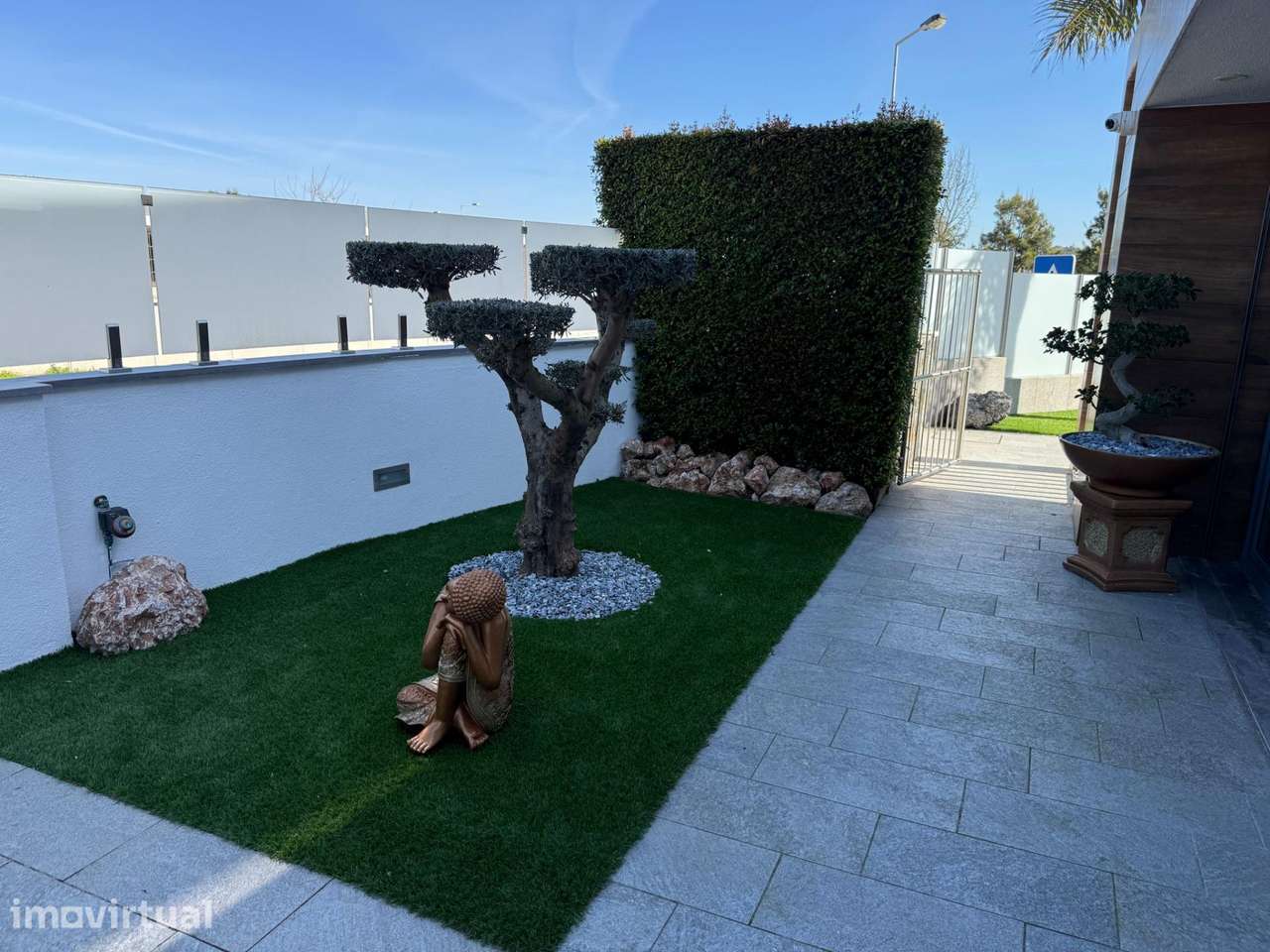 Moradia de luxo T4 com piscina e jardim na Quinta de Santa Maria - Grande imagem: 5/40
