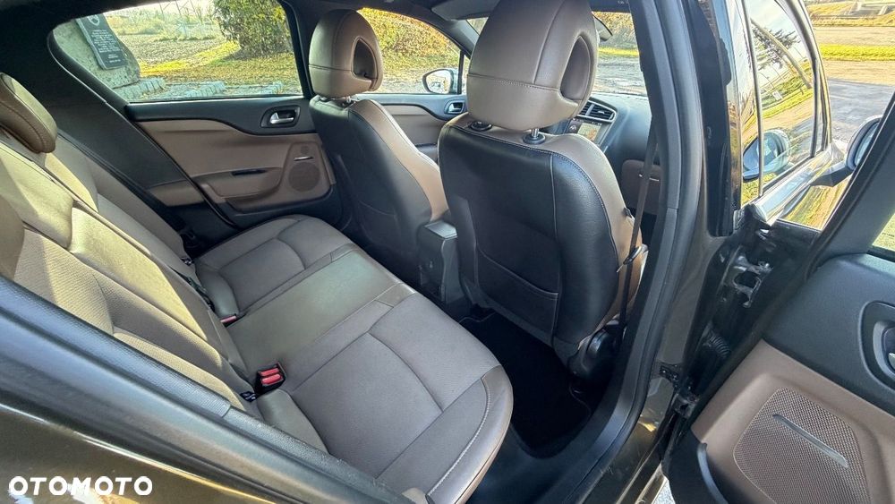 Citroën DS4 2.0 HDi SportChic - 40