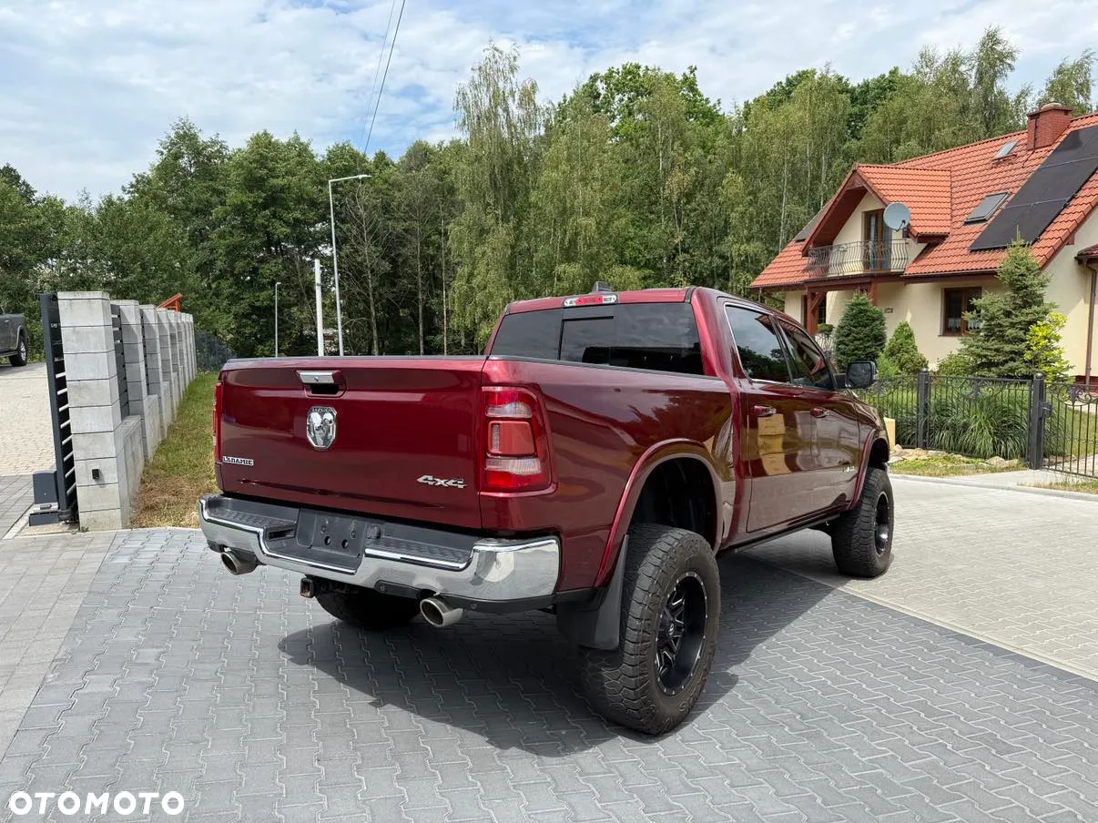 Dodge RAM 1500 5.7 4x4 - 5