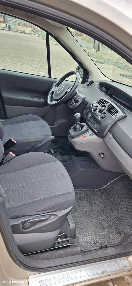 Renault Scenic - 7