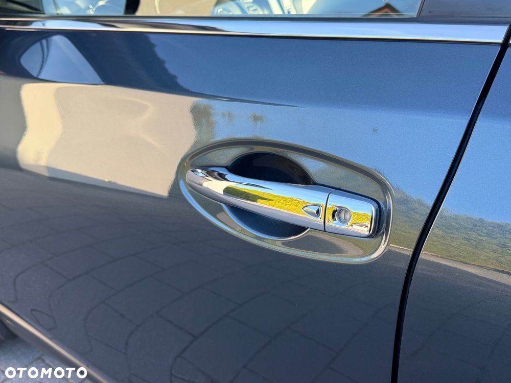 Nissan X-Trail 1.6 DCi Tekna 2WD Xtronic 7os - 16