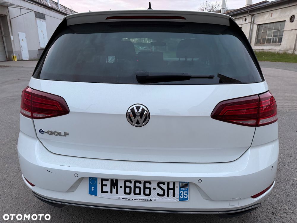 Volkswagen Golf e-Golf - 8