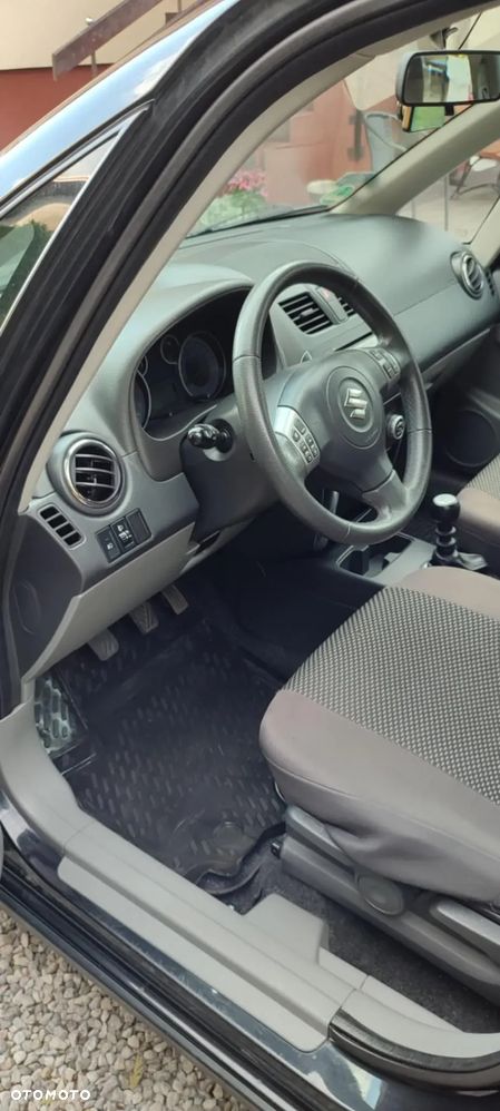 Suzuki SX4 2.0 DDiS 4x2 Comfort - 8