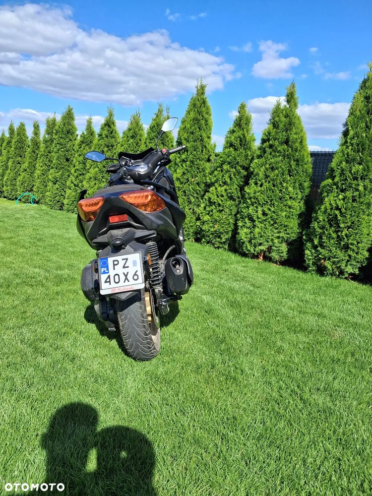Yamaha X-max - 3