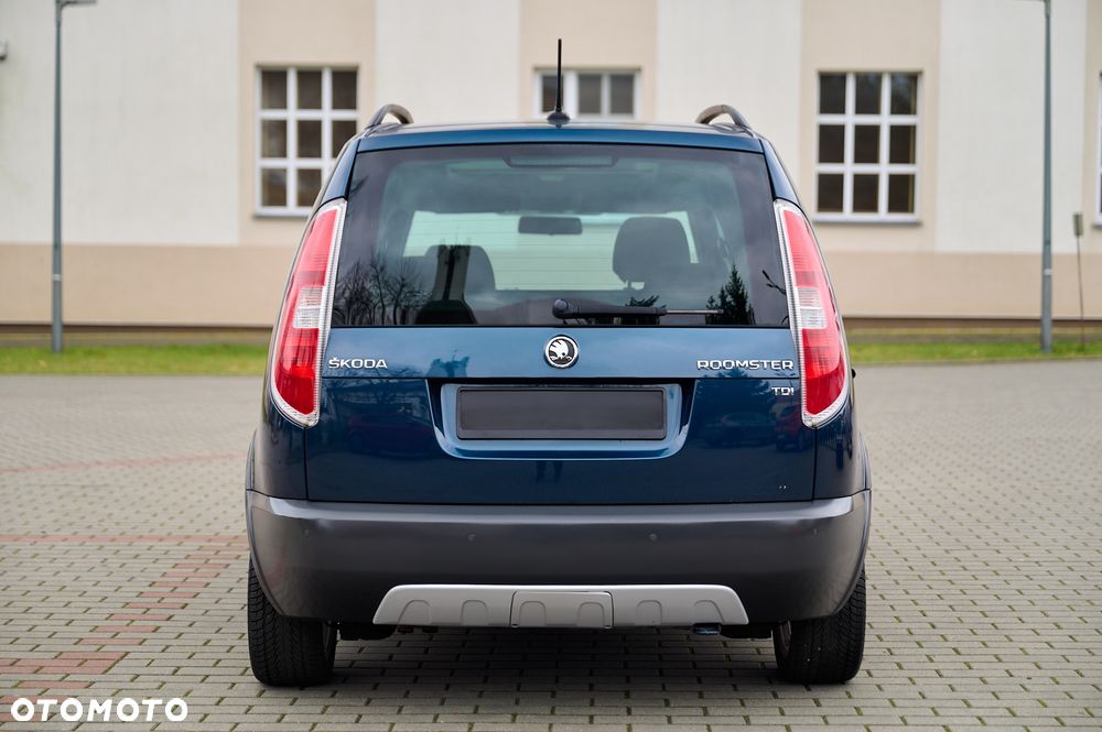 Skoda Roomster 1.6 TDI DPF Scout PLUS EDITION - 11
