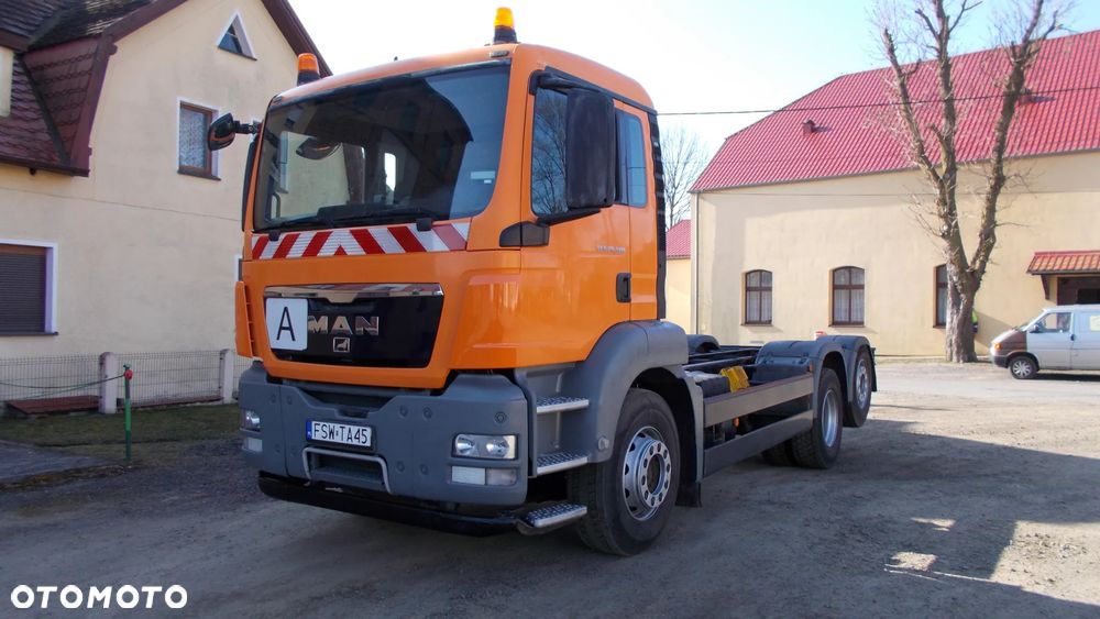 MAN TGS BECZKA ASENIZACJA, KRÓTKI ROZSTAW 410cm, EURO-5, 3-y OSIOWY, OŚ SKRĘTNA, 6x2 - 30