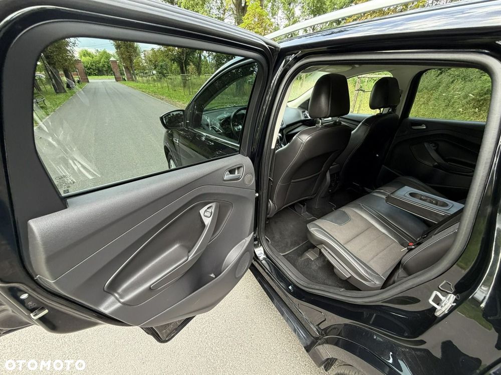 Ford Kuga - 21