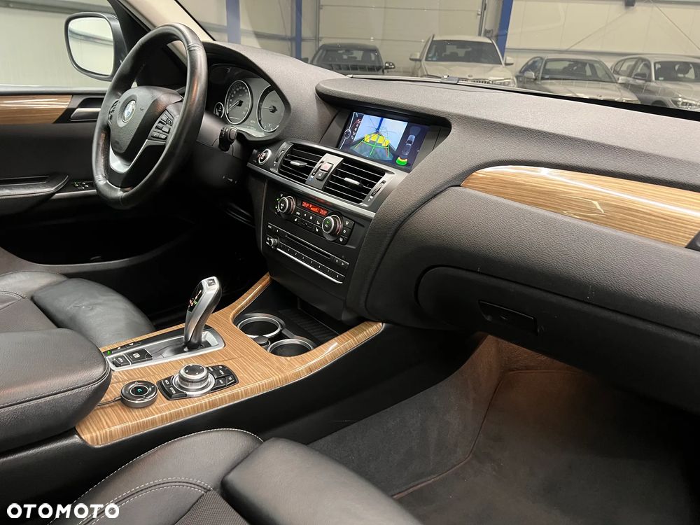 BMW X3 xDrive20d - 33