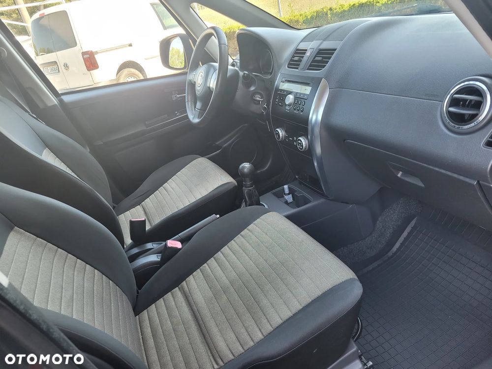 Fiat Sedici - 18