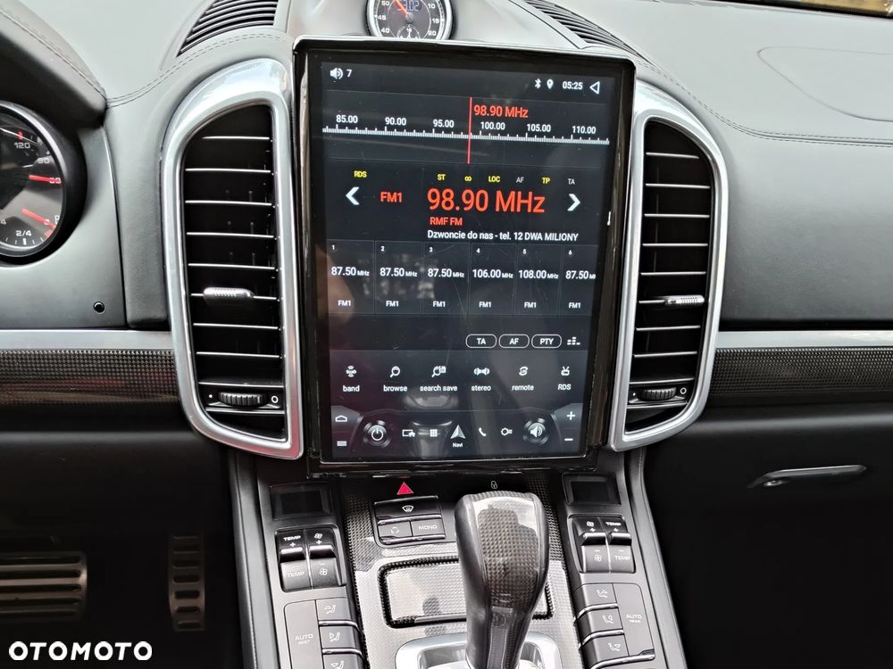 Porsche Cayenne Turbo Tiptronic S - 25