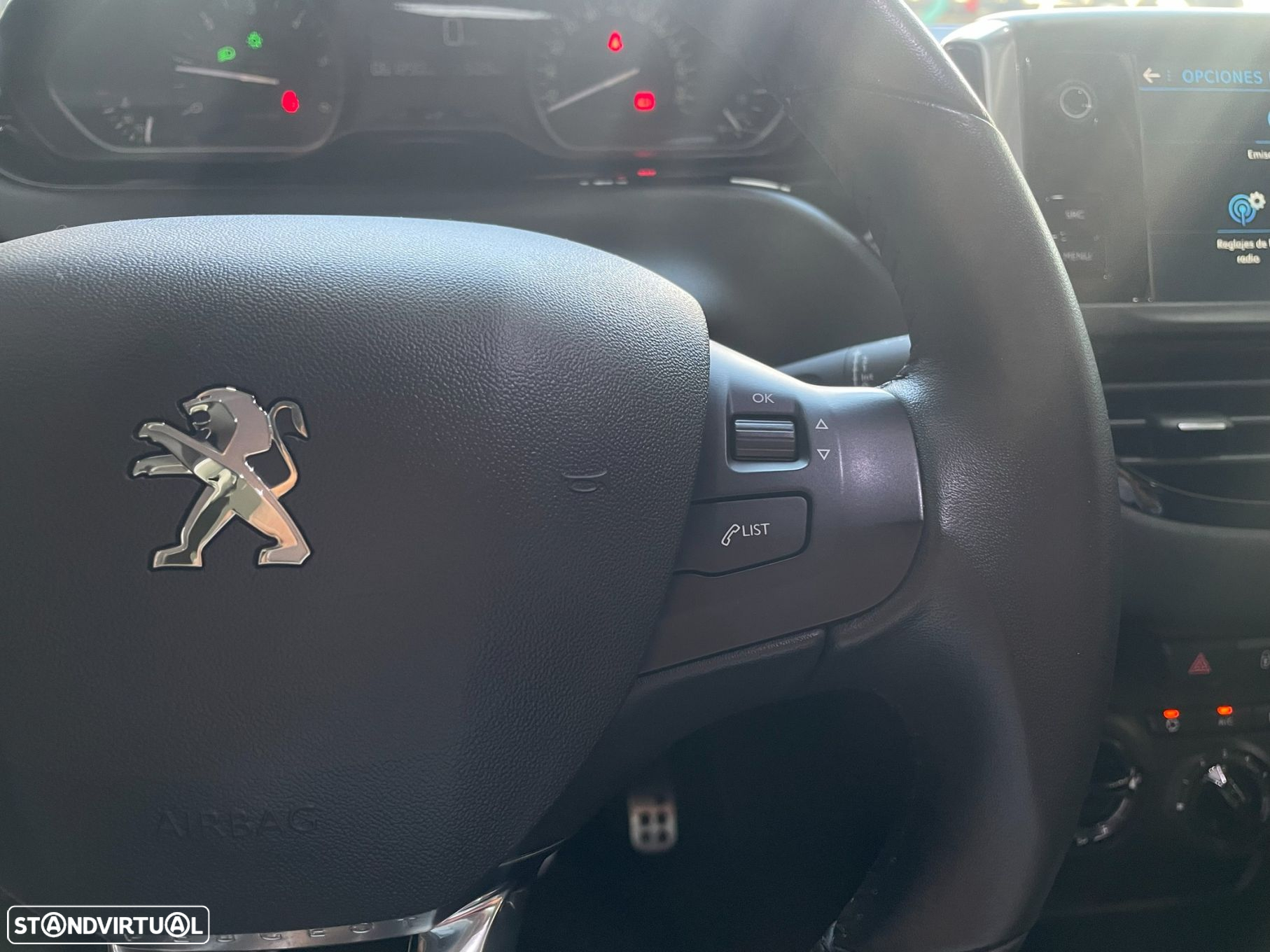Peugeot 208 1.5 BlueHDi Signature - 19