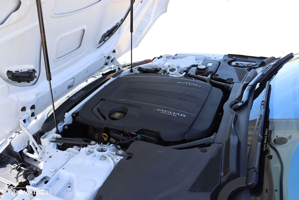 Jaguar F-Type 2.0 i4 R-Dynamic - 19