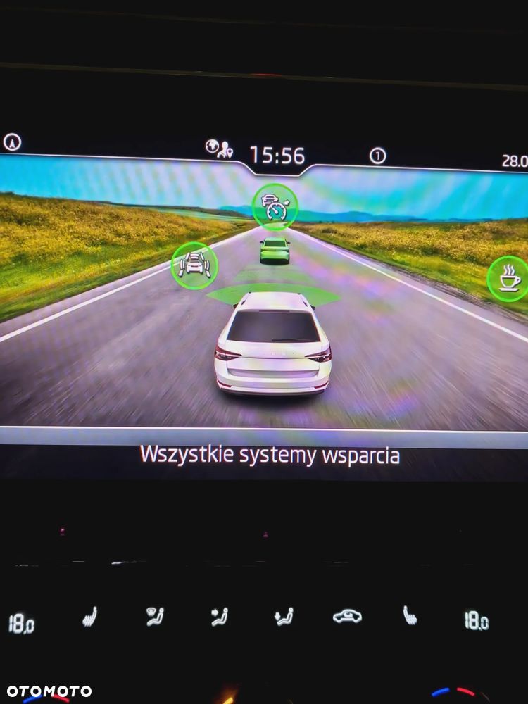 Skoda Superb 2.0 TDI SCR Style DSG - 29