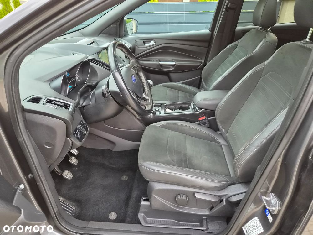 Ford Kuga 1.5 EcoBoost 2x4 ST-Line - 20