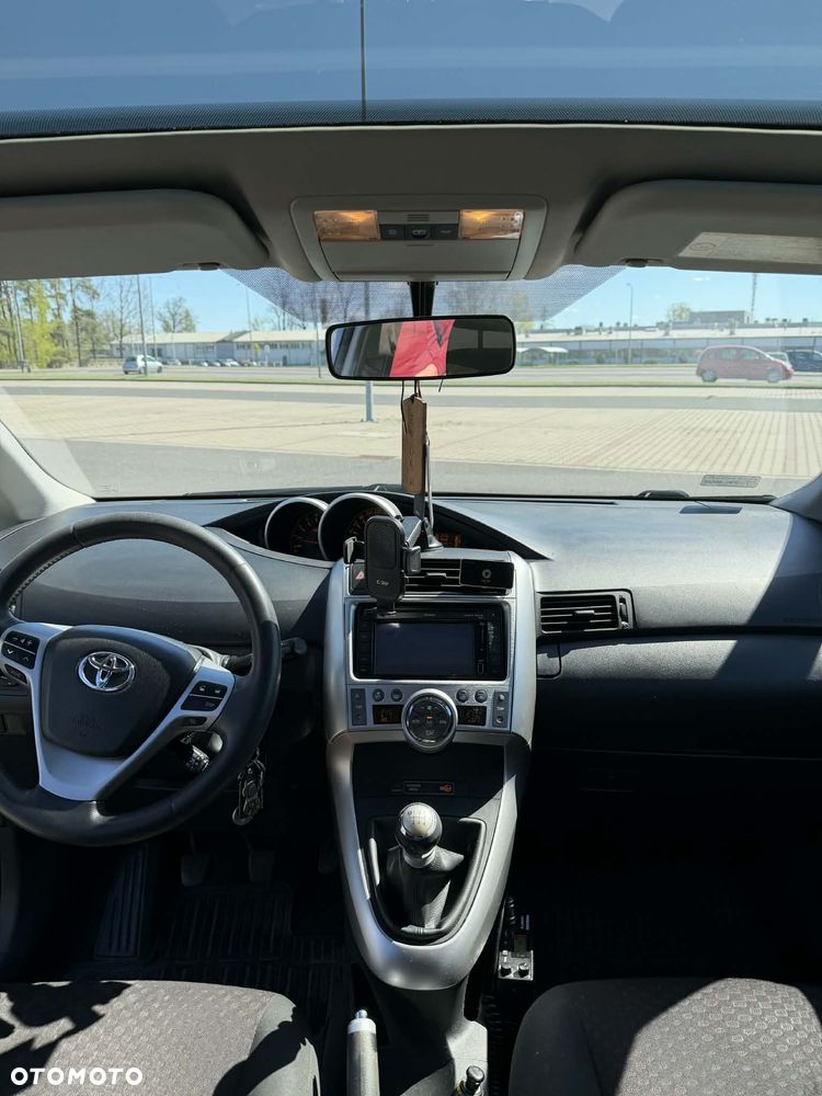 Toyota Verso 2.0 D-4D Premium - 5
