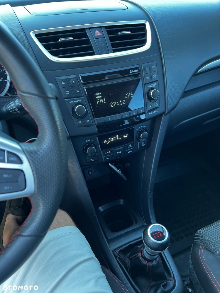 Suzuki Swift - 6