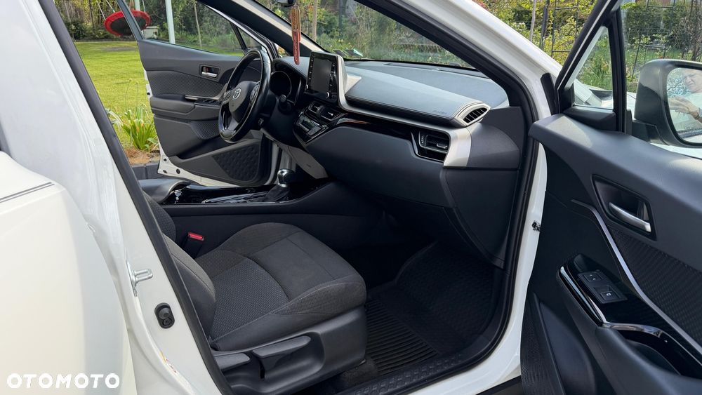 Toyota C-HR - 14