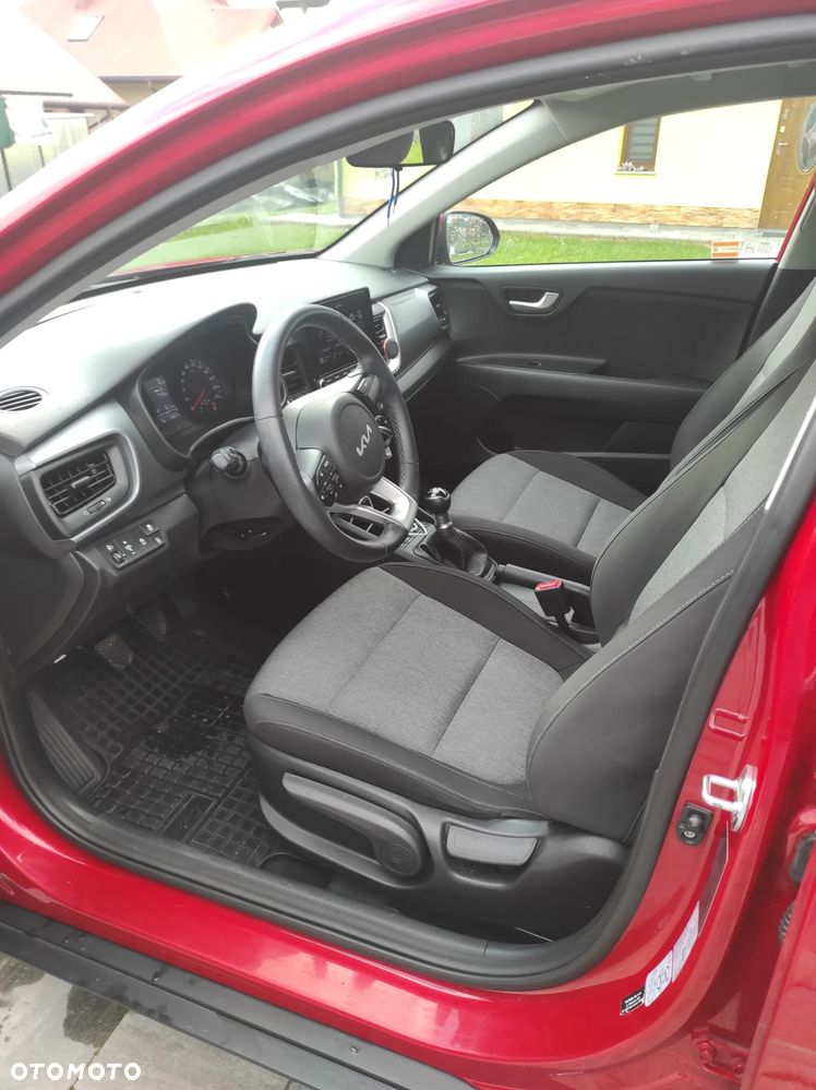 Kia Stonic 1.2 M - 11