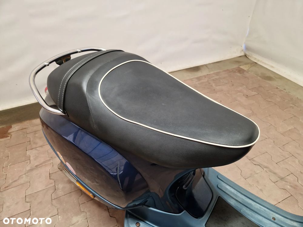 Piaggio Vespa - 16