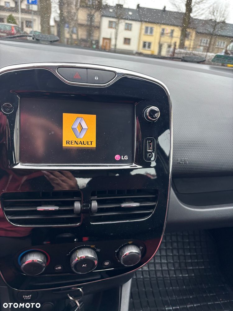 Renault Clio 1.5 dCi 75 Expression - 11