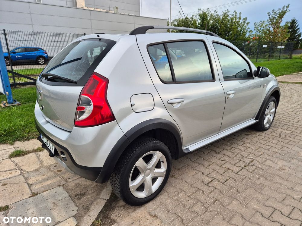 Dacia Sandero 1.6 MPI Stepway - 6