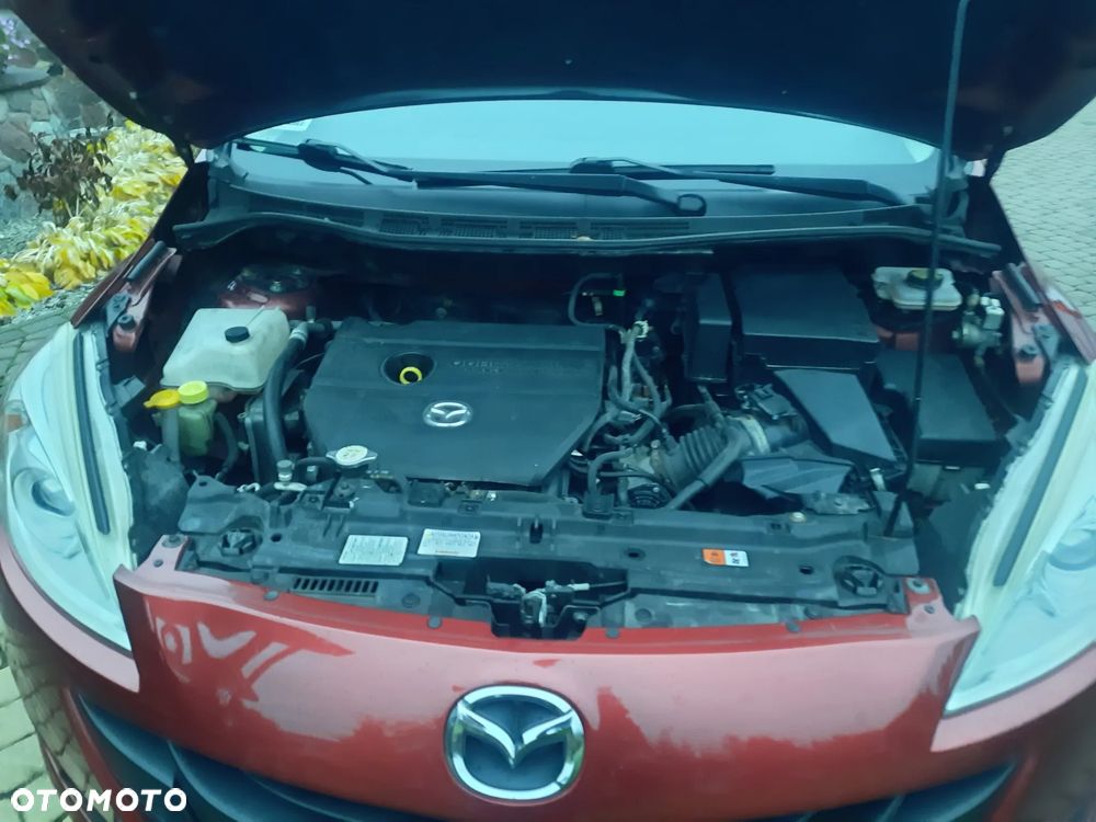 Mazda 5 - 18