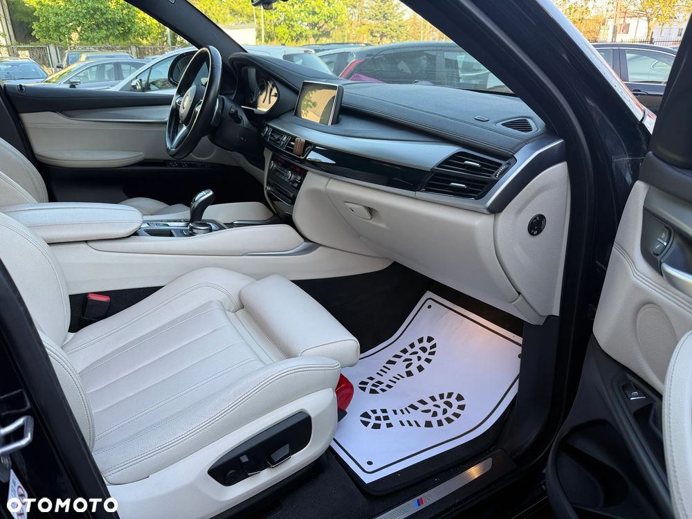 BMW X6 xDrive50i - 18