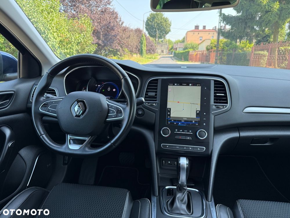 Renault Megane ENERGY TCe 160 EDC BOSE EDITION - 14