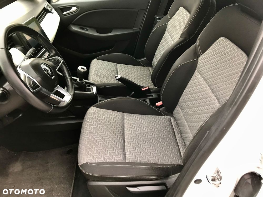 Renault Clio - 18