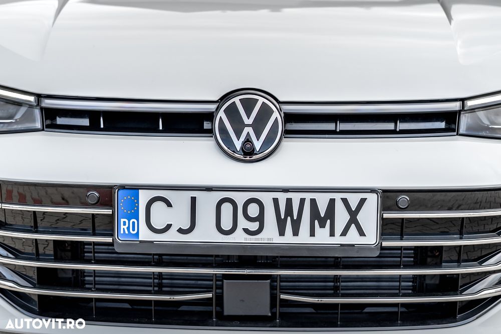 Volkswagen Passat Variant 2.0 TDI SCR DSG Elegance - 12