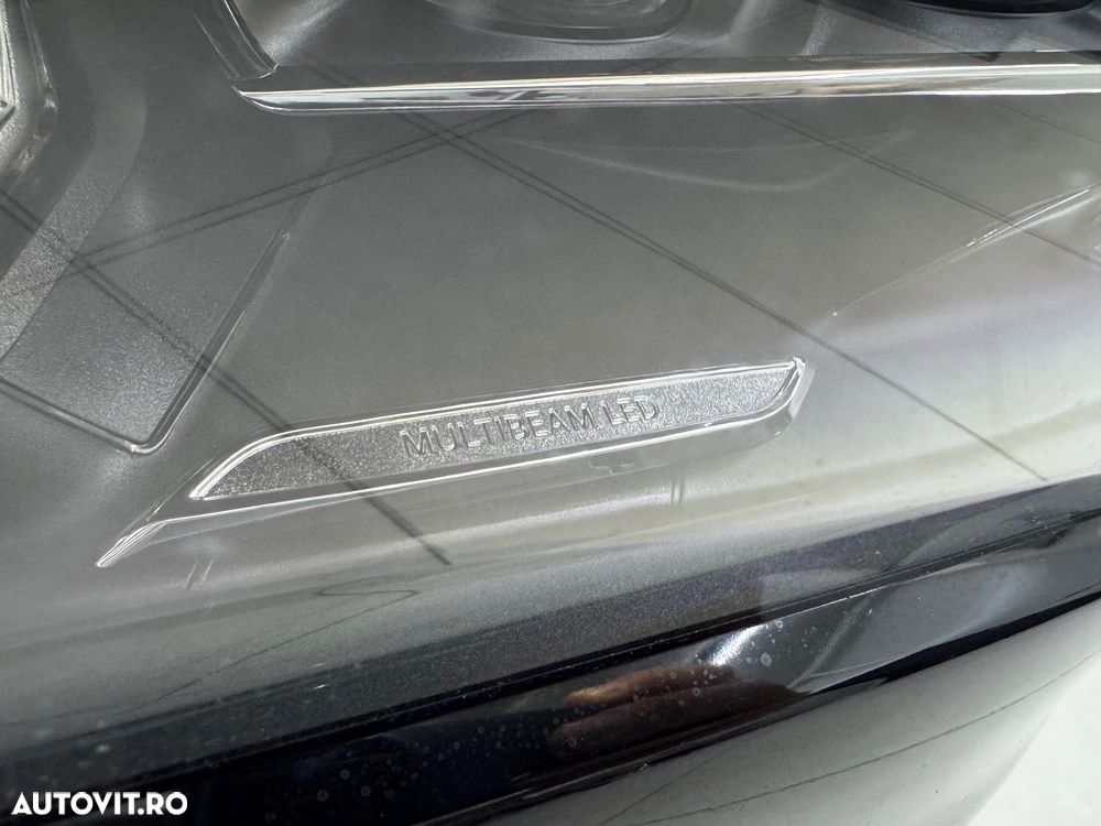 Mercedes-Benz CLA 250 e 8G-DCT AMG Line - 11